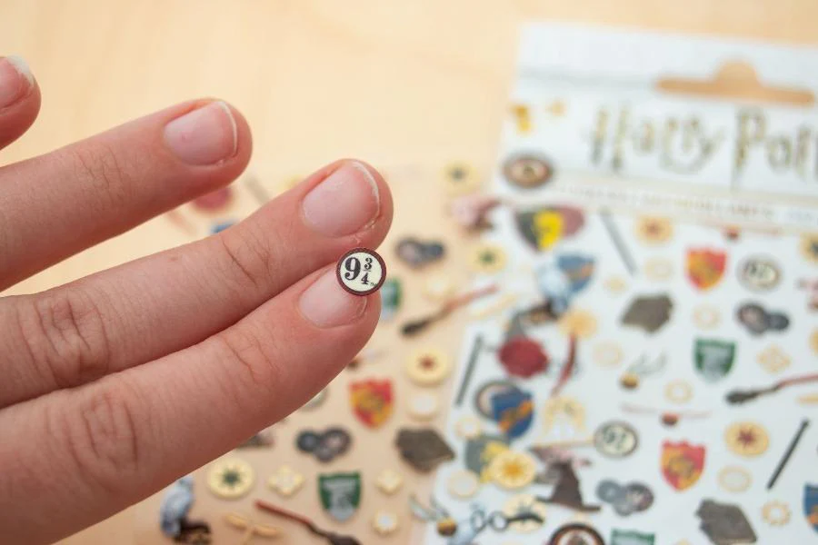 Harry Potter Stickers - Classic Symbols and Crests - Image 4
